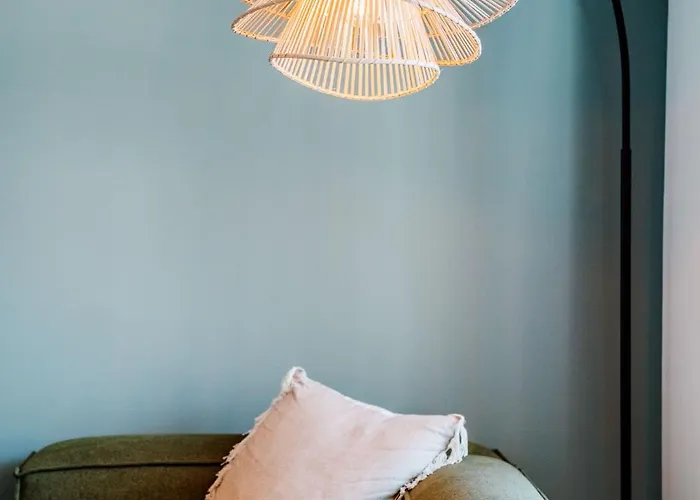 Апартаменты Modern Apartm. Wanderlust With Cinema *